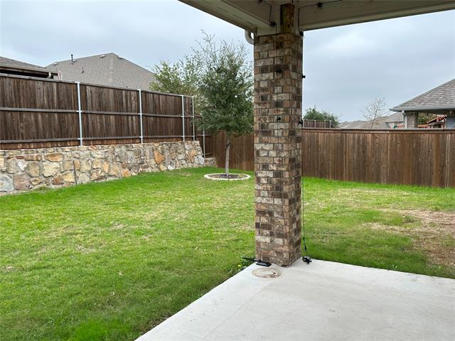 Building Photo - 912 Monarch Ln