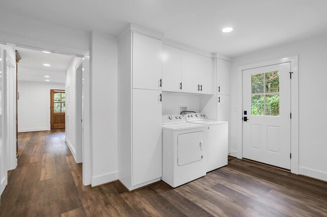 Building Photo - 109 Augusta St