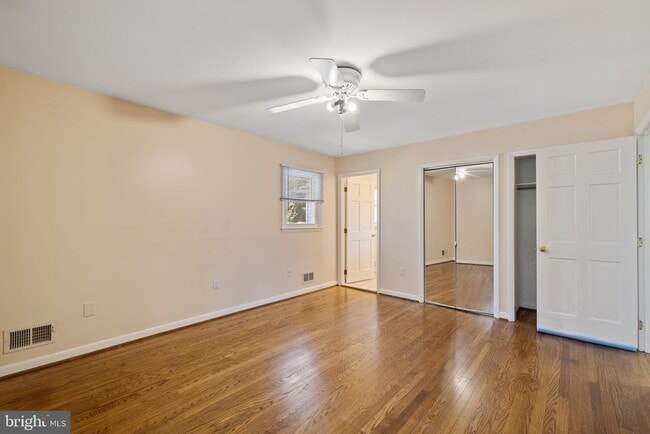 Building Photo - 1032 Pinecrest Dr