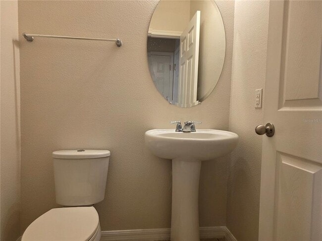 Building Photo - 10710 Reams Rd