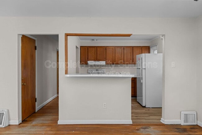 Building Photo - 10218 Unicorn Dr