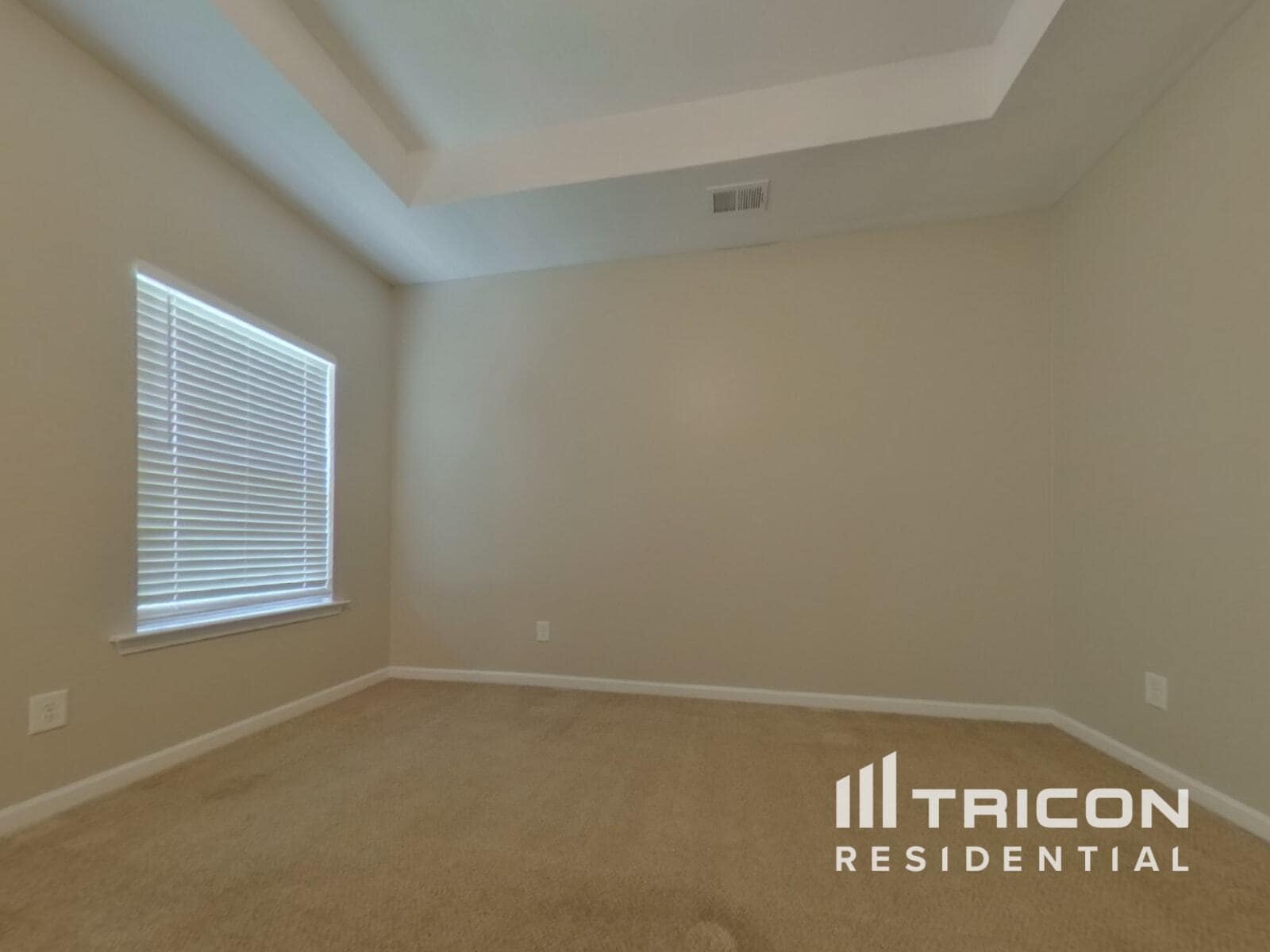 Building Photo - 307 Arbor Cir