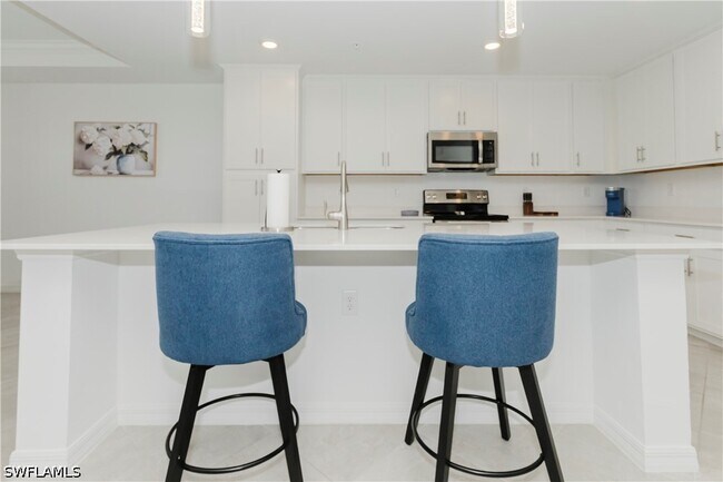 Building Photo - 5715 Double Eagle Cir