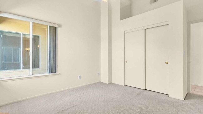 Building Photo - Spacious 3-Bedroom Retreat with 2.5 Baths in Palm Desert, Long-Term Rental (one year min), Save $...
