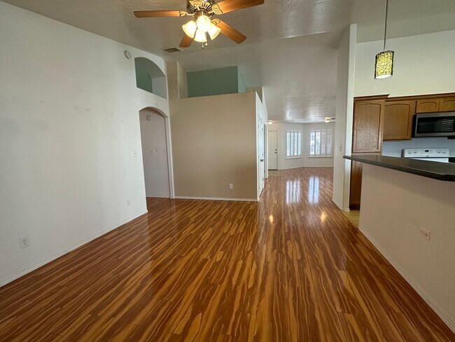 Building Photo - 4115 Azalea St