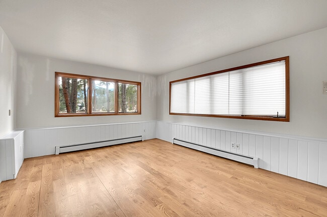 Building Photo - 29604 Canterbury Cir