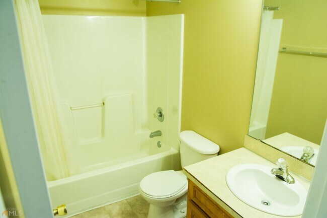 Building Photo - 8037 Creekland Dr