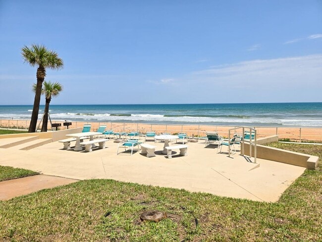 Building Photo - 1133 Ocean Shore Blvd