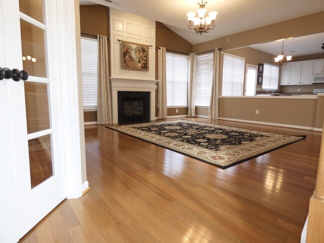 Building Photo - 1481 Cantwell Ct