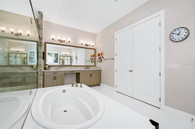 Building Photo - 15469 Shorebird Ln