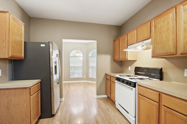 Building Photo - 17806 June Forest Dr