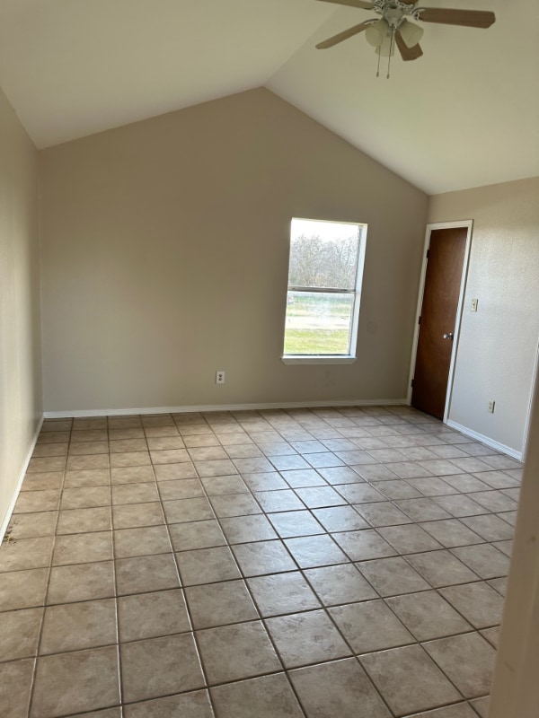 Building Photo - 127 Summer Harvest Dr