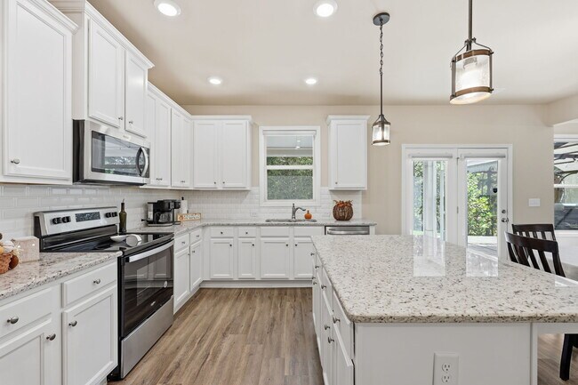 Building Photo - 3247 Hawthorne Path