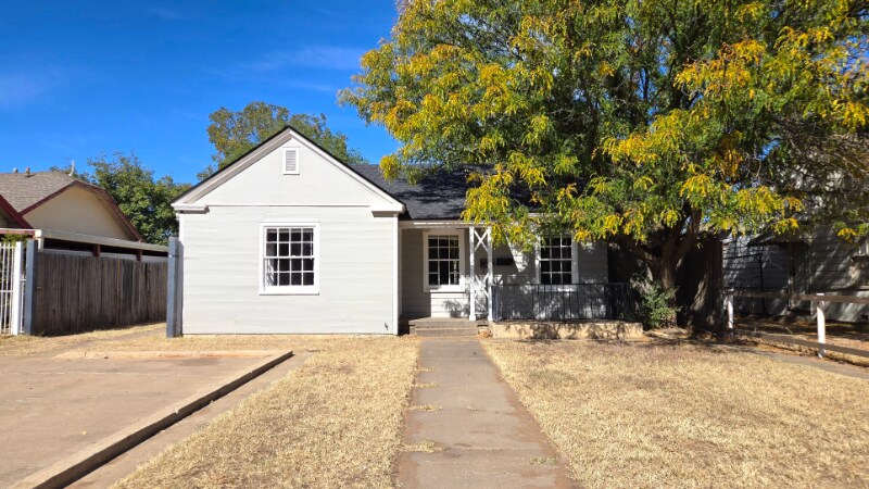 Primary Photo - 1720 23rd St