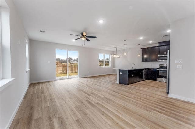 Building Photo - 545 Galt Dr