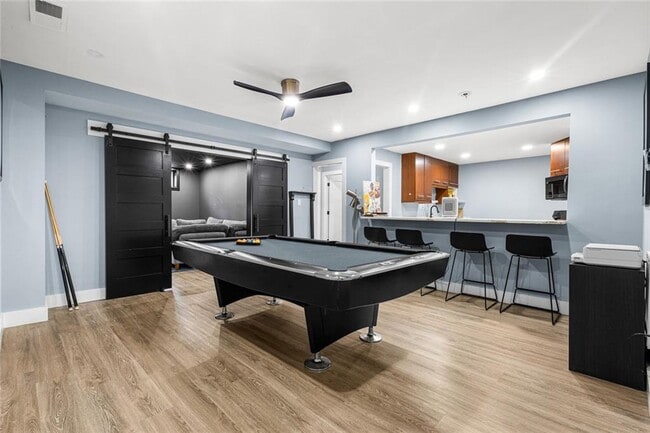 Building Photo - 915 Lost Forest Dr NW