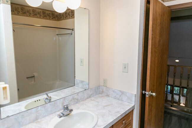 Building Photo - 5156 Mineral Springs Mountain Ave