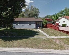 Building Photo - 722 N 31st St