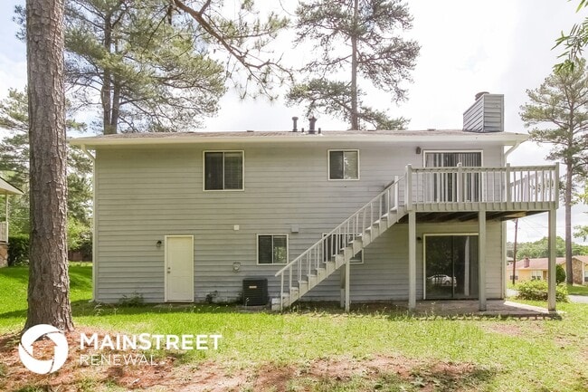 Building Photo - 7335 Buck Creek Dr