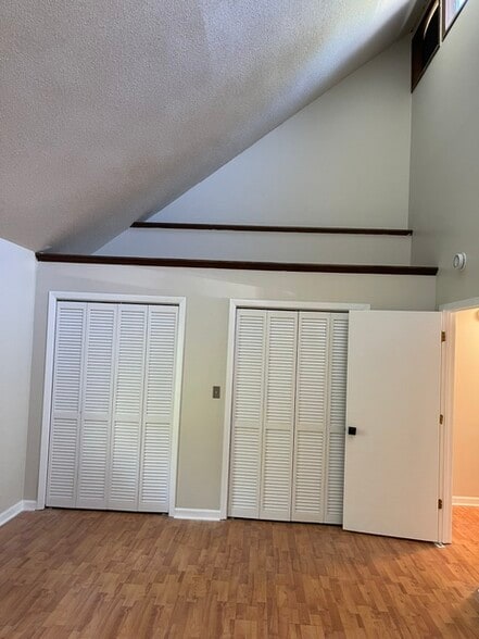 Master bedroom - 1135 Breckenridge Dr