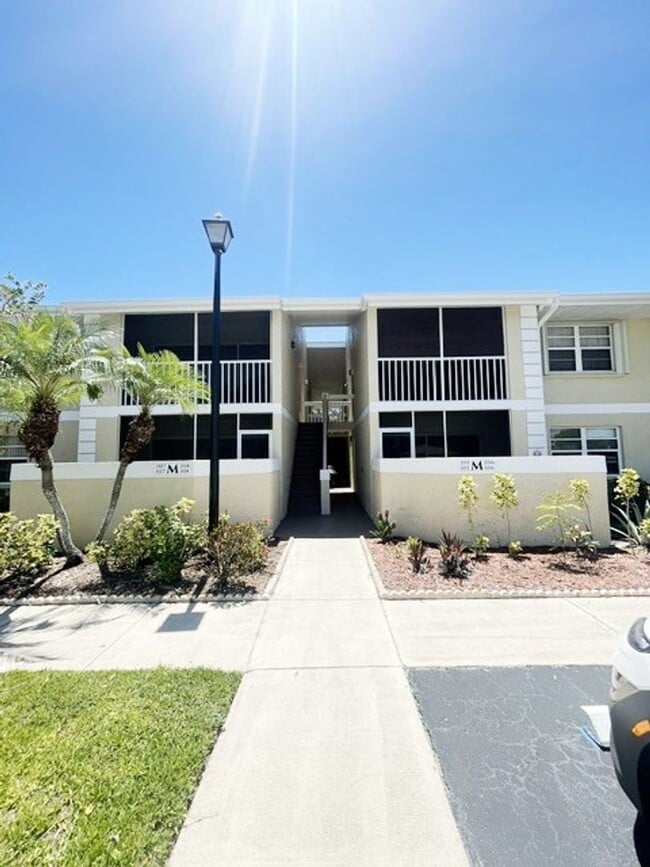 Building Photo - MIDPORT II CONDO