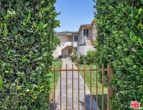 Building Photo - 1546 S Holt Ave