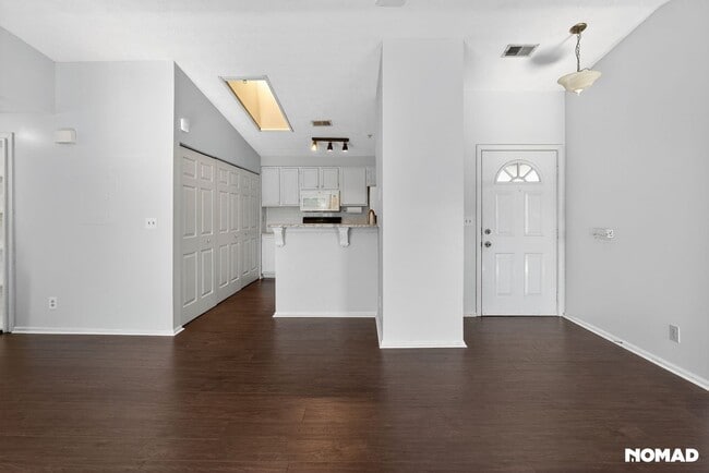 Building Photo - 1483 Keys Crossing Dr NE