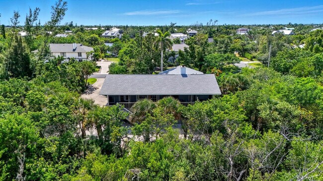 Building Photo - 1679 Serenity Ln