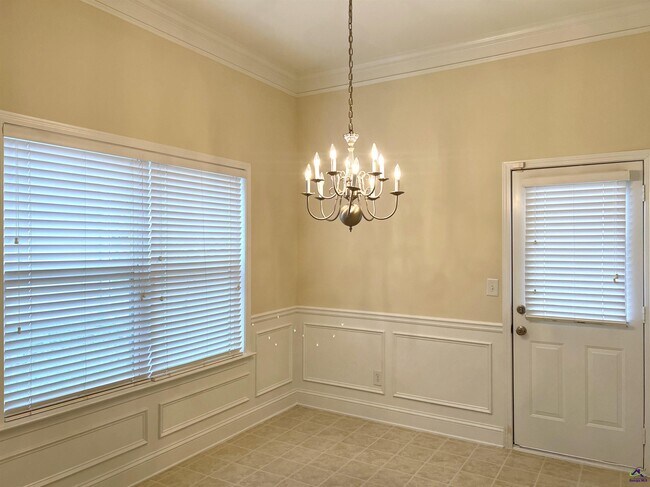 Building Photo - 323 Harvest Walk