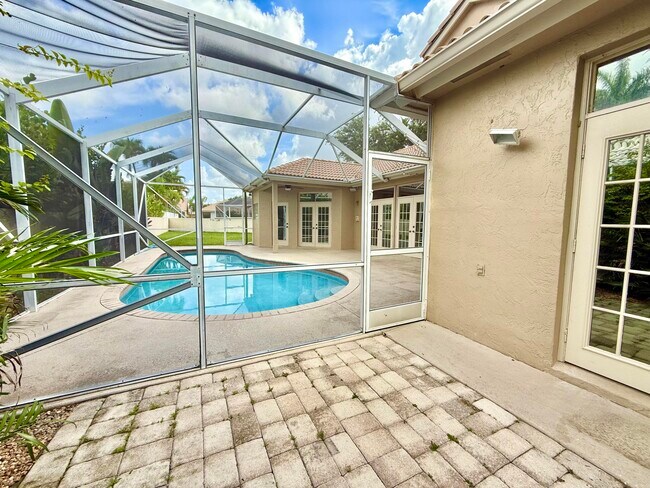 Building Photo - 10921 Haydn Dr