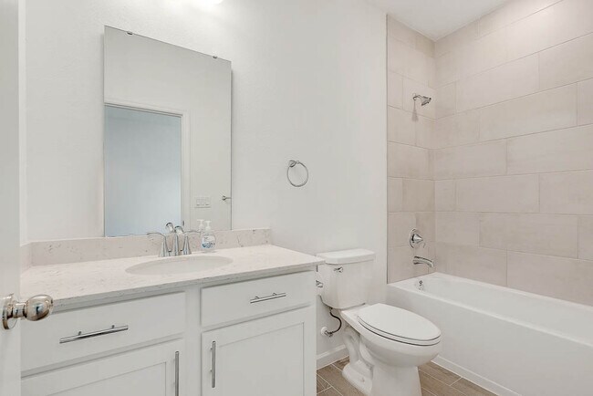 Building Photo - 53 Candlestick Cir