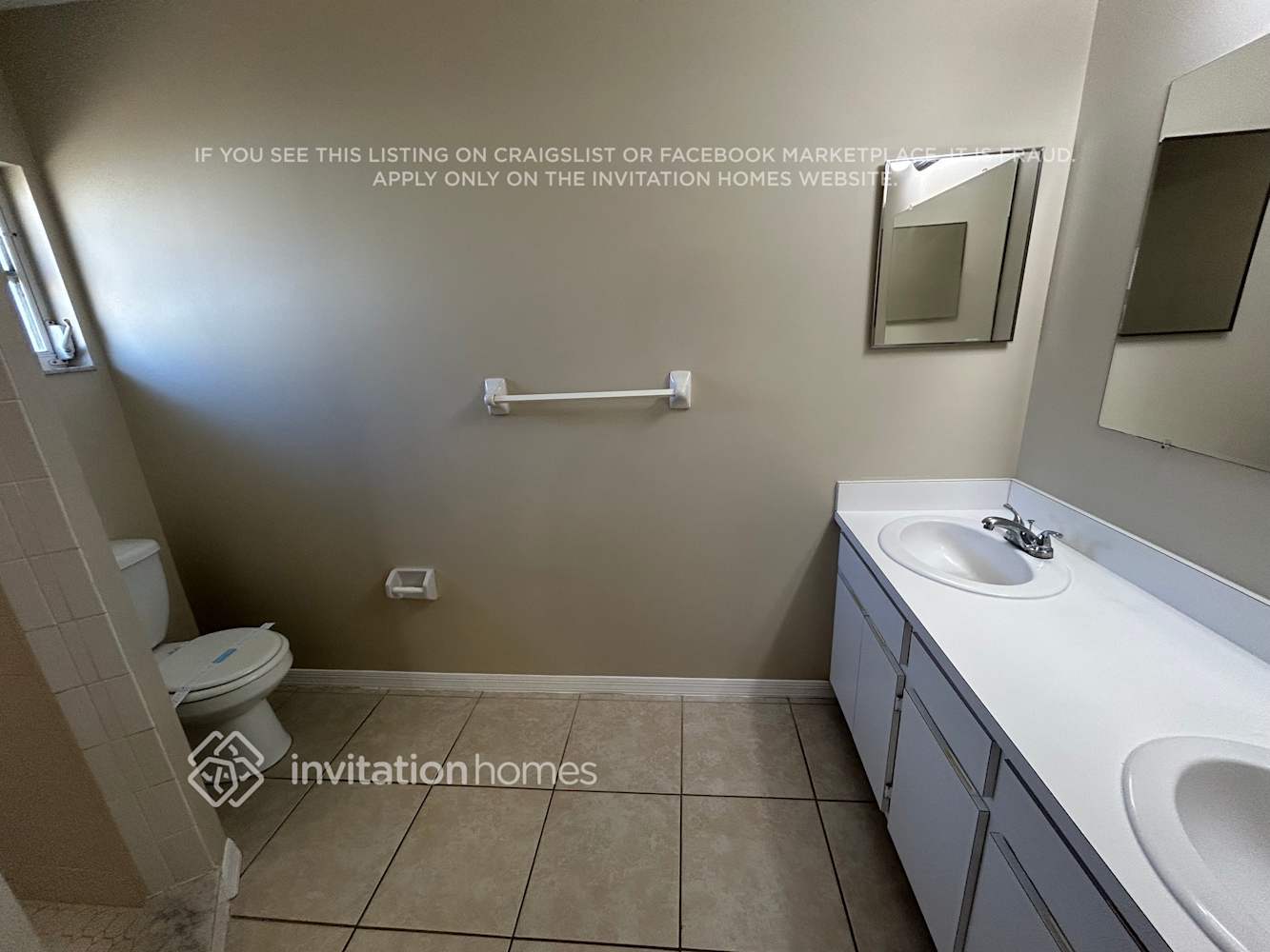 Building Photo - 521 SW 23rd Terrace