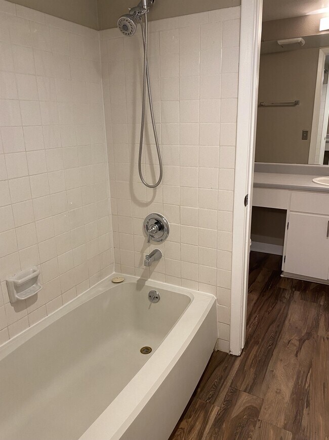 Building Photo - 4866 S Dudley St