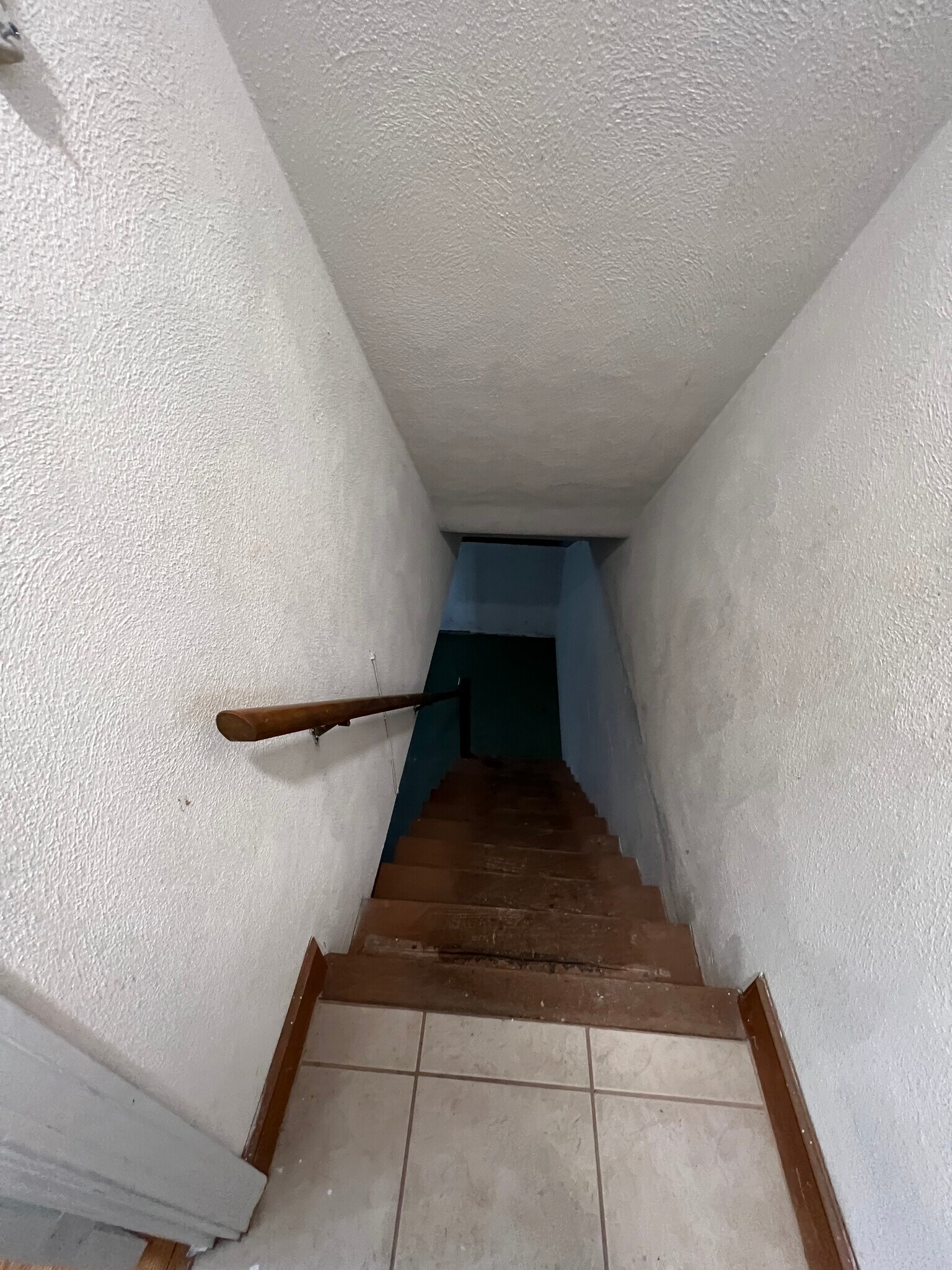 Building Photo - 36 Hill Rd