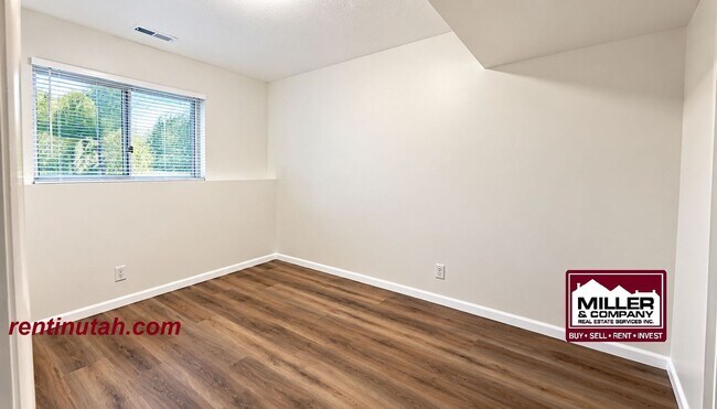 Building Photo - 663 W 6645 S