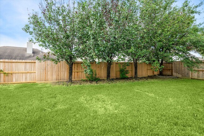 Building Photo - 18703 Summercliff Ln