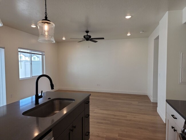 Building Photo - 4283 Hwy 56