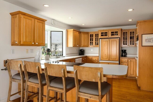 Building Photo - 1304 Ocean