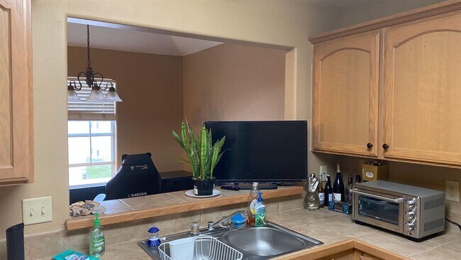 Building Photo - 9804 Cantera Ct