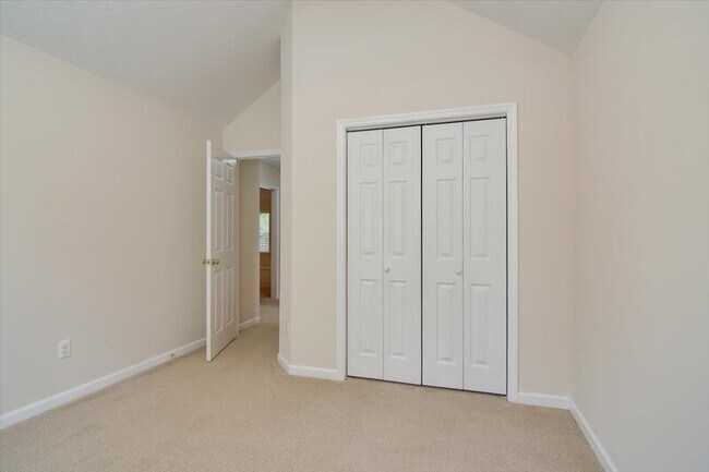 Building Photo - 1242 Watsonia Dr