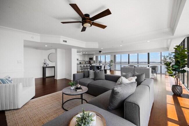 Building Photo - 3301 Bayshore Blvd