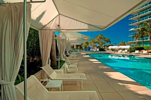 Building Photo - 13700 Marina Pointe Dr