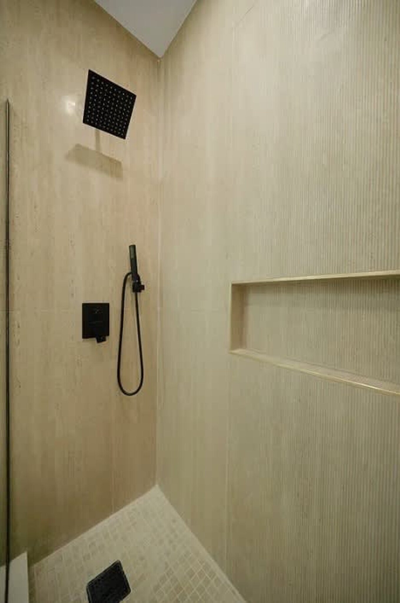 Building Photo - 19 St Marks Pl