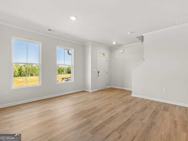 Building Photo - 6741 Leigh St