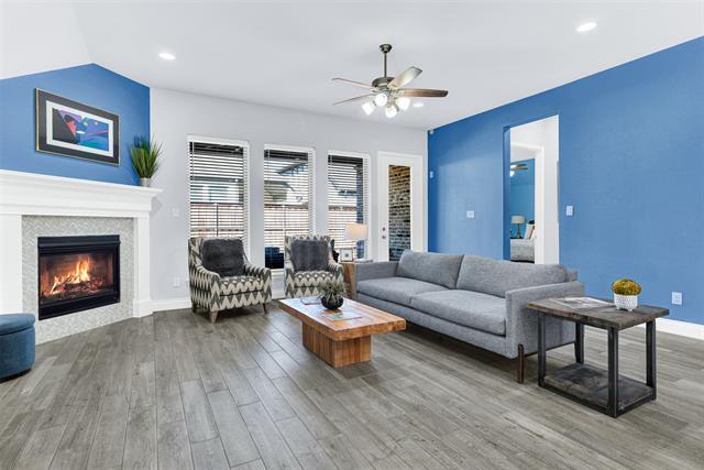 Building Photo - 917 Queens Lk Trl