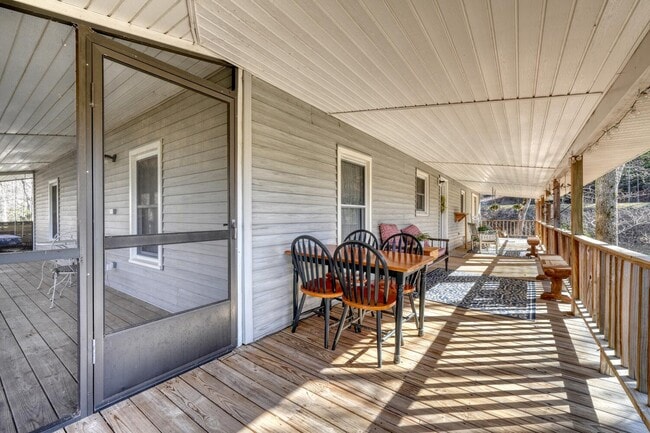 Building Photo - 3035 Skeenah Gap Rd