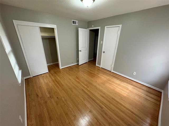 Building Photo - 2322 Costa Mesa Dr