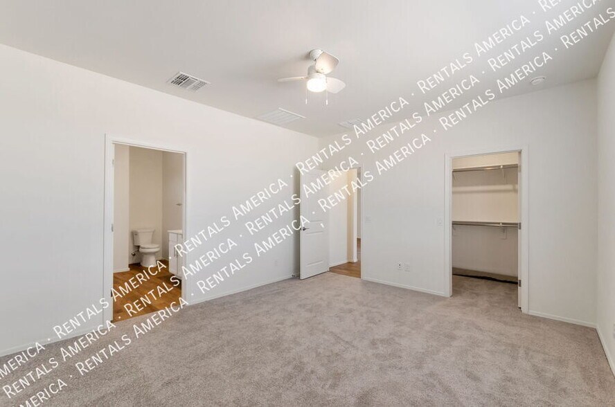 Building Photo - 5468 W Monterey Dr