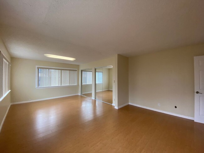 Building Photo - For Rent - 94-498 Hokuili St.