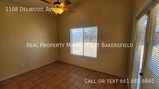 Building Photo - 1108 Delwood Ave